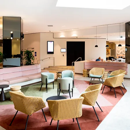 Novotel Sydney International Airport-2